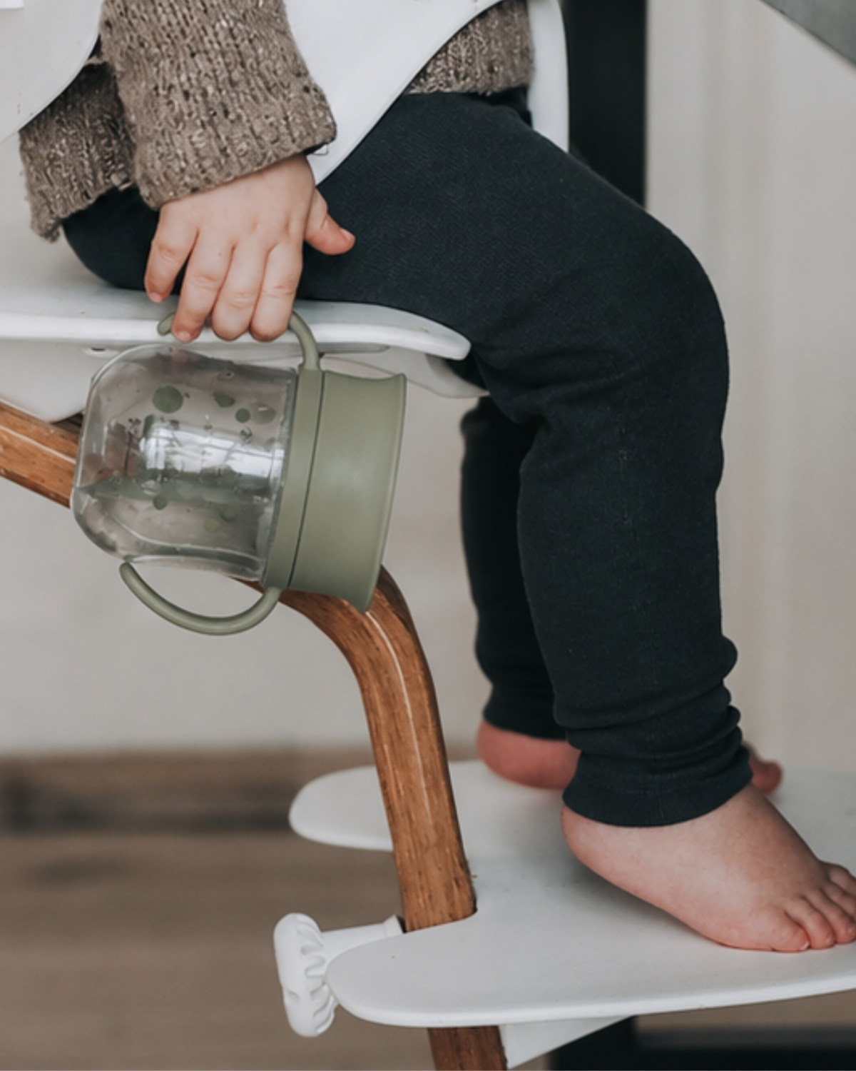 When Can Baby Sit in a High Chair? 5 Signs of Readiness