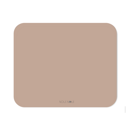 XL Placemat in old rose. Perfect to protect the table surface from spills and scratches.