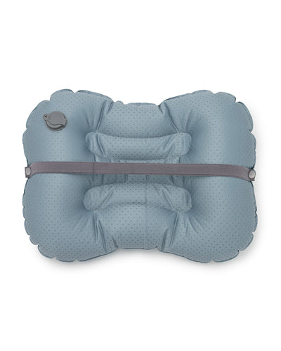 alt="Inflatable child booster seat cushion with carry bag, elastic strap, and anti-slip dots"